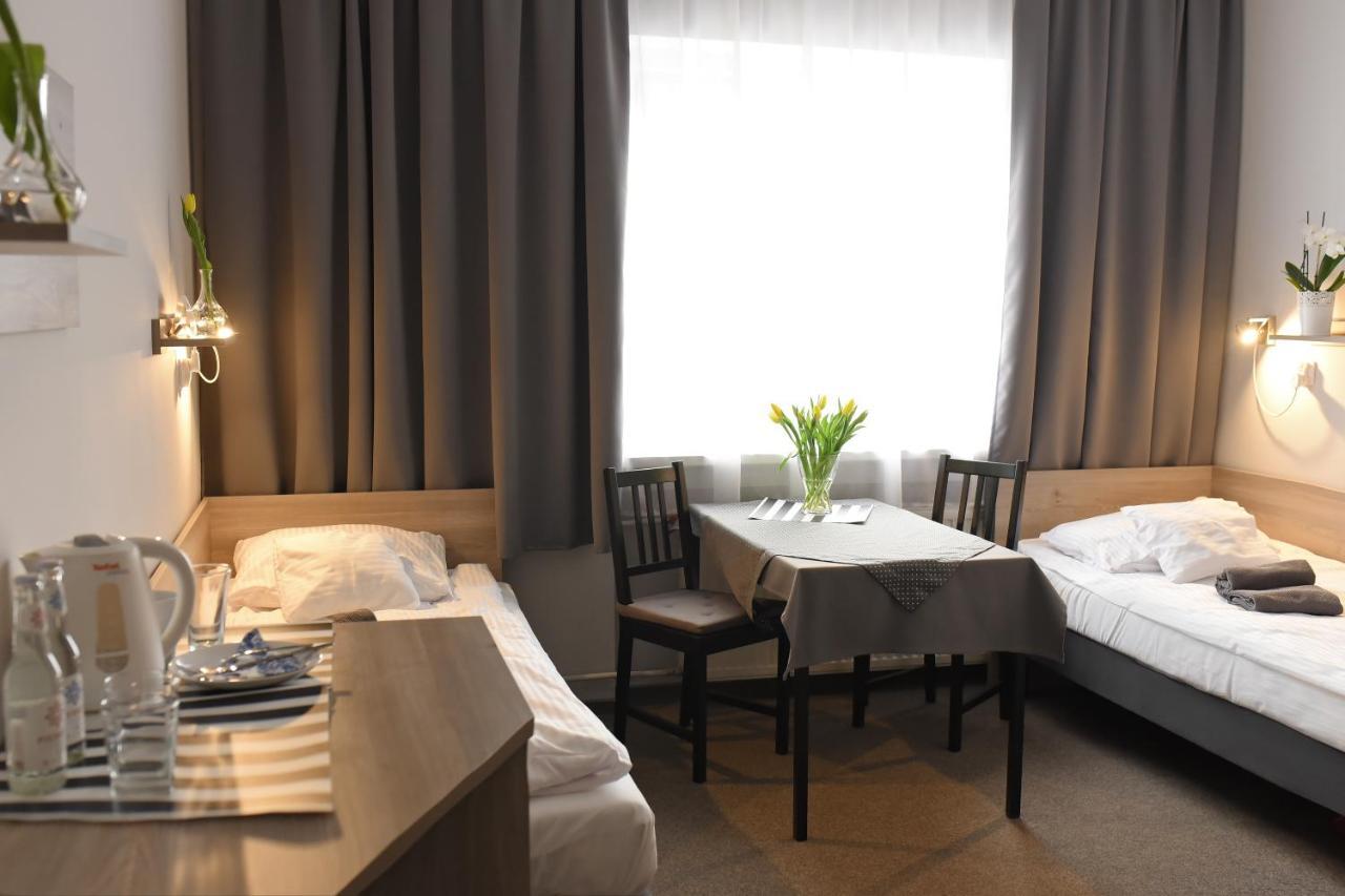 Hostel Helios Września المظهر الخارجي الصورة